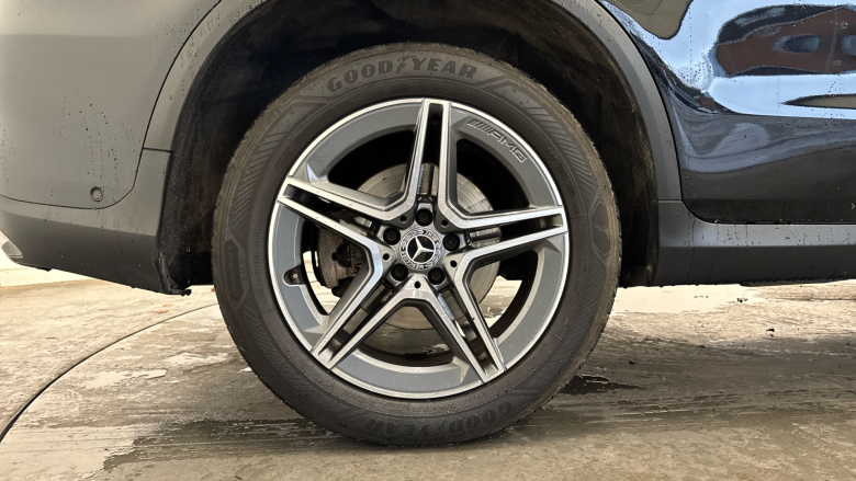 Mercedes-Benz GLC 220d 4Matic AMG Line 5dr 9G-Tronic Diesel Estate